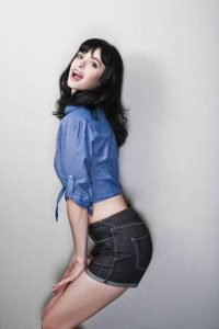 Krysten Ritter Hot And Sexy Pictures